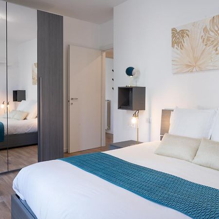 Lora Apartment,Free Private Parking, Self Check In,1 Комо Екстериор снимка